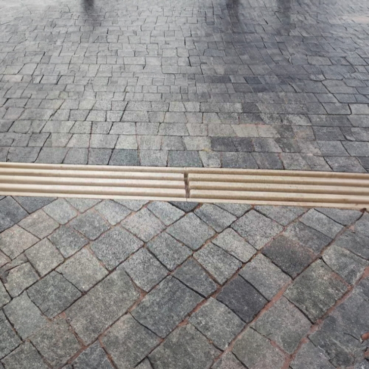 Kanał Grzebieniowy MONO 150 O.D. 5x15x100[cm] C250 ANTRACYT Polimerobetonowy z odpływem Dolnym DN110